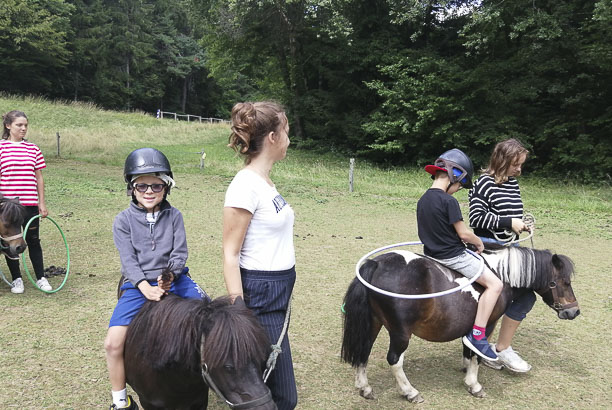 Vacances-passion - Camping 'Les Champs Fleuris" - Annecy - Haute-Savoie