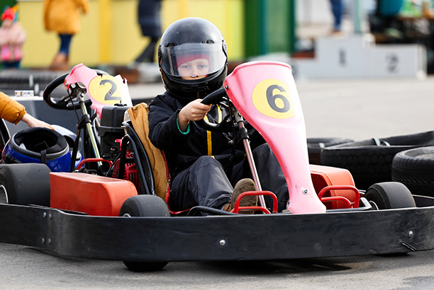 Vacances pour tous - colonies de vacances  - Le Rouget - Karting camp