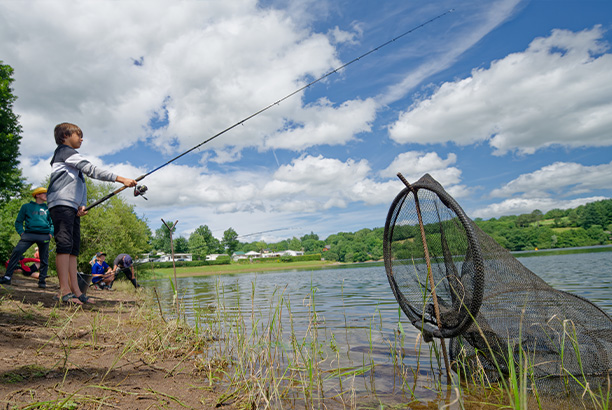 Vacances-passion - Village L'Anse du lac - Pont-de-Salars - Aveyron