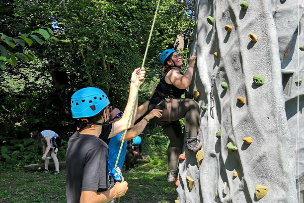 Vacances pour tous - colonies de vacances  - Villefranche-de-Rouergue - Indiana Najac