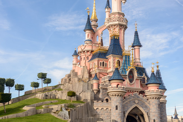 Vacances pour tous - colonies de vacances  - Itinérance France - Belgique - Le marathon des parcs franco-belges